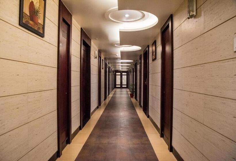 فندق Konark Grand