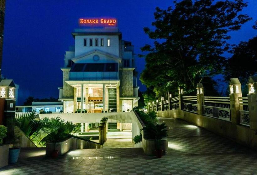 فندق Konark Grand