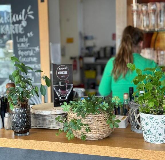 Отель Landgasthof Ralinger Hof