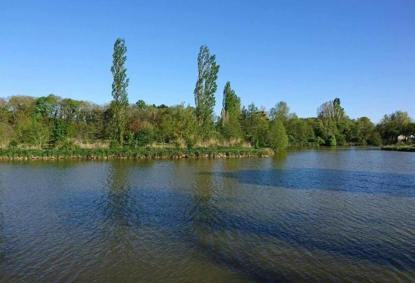 Отель Les Deux Porches