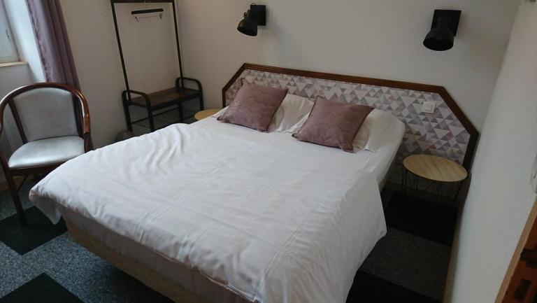 Отель Les Deux Porches