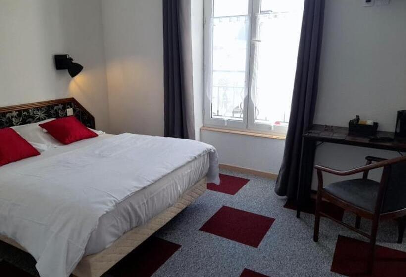 Отель Les Deux Porches