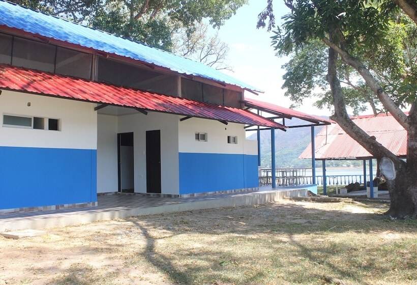 Отель Marineros Club Nautico