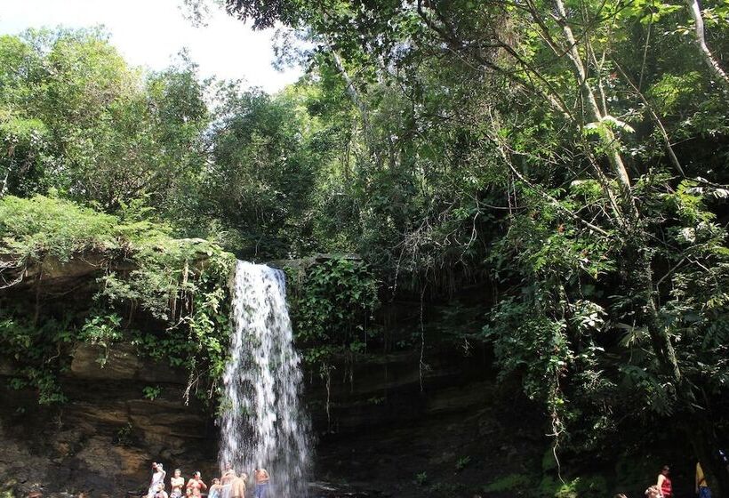 Отель Marineros Club Nautico