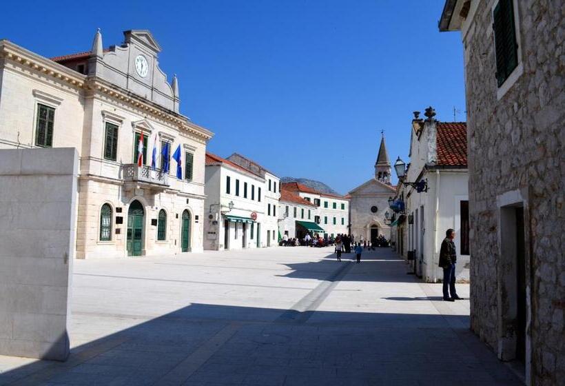 בית מלון כפרי Merlot