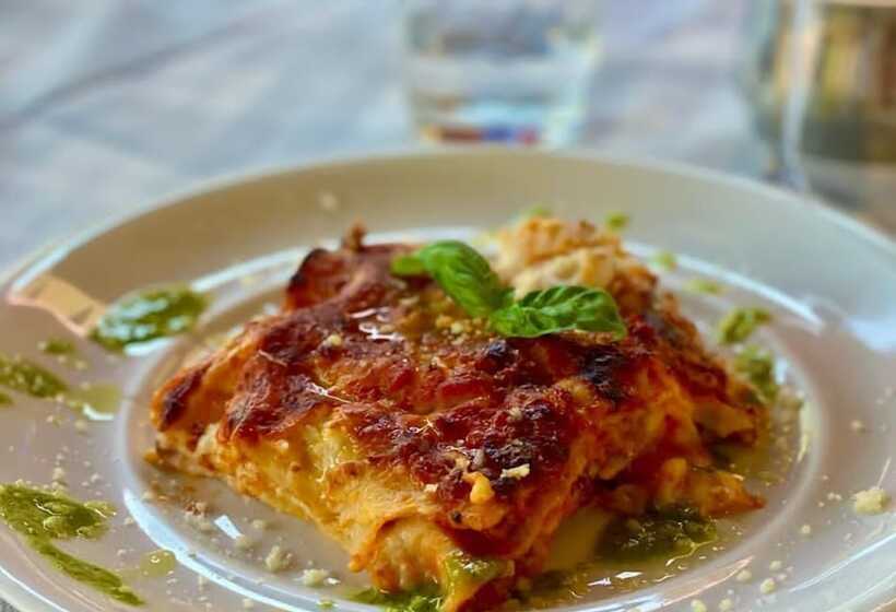 בית מלון כפרי Miramonti