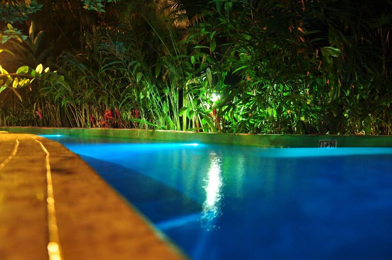 فندق Paradise Hot Springs Thermal Resort