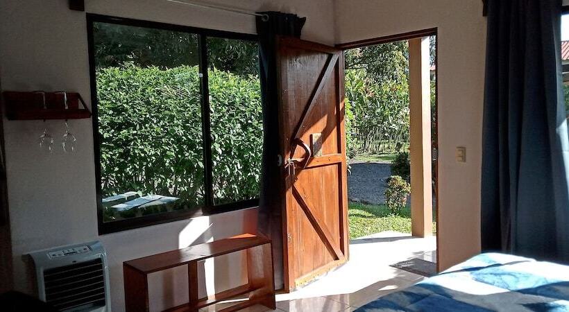 ホテル Paraiso Volcano Lodge