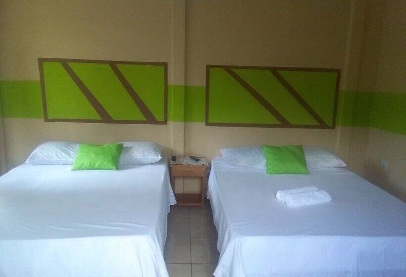 فندق Paraiso Volcano Lodge