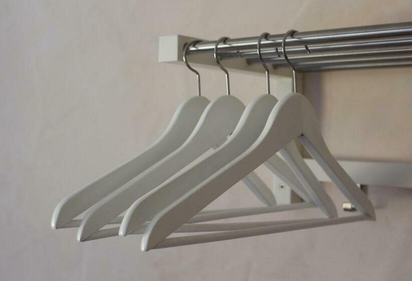 ホテル Pastis   Staffless With Self Check In