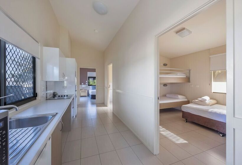 فندق Reflections Bonny Hills   Holiday Park