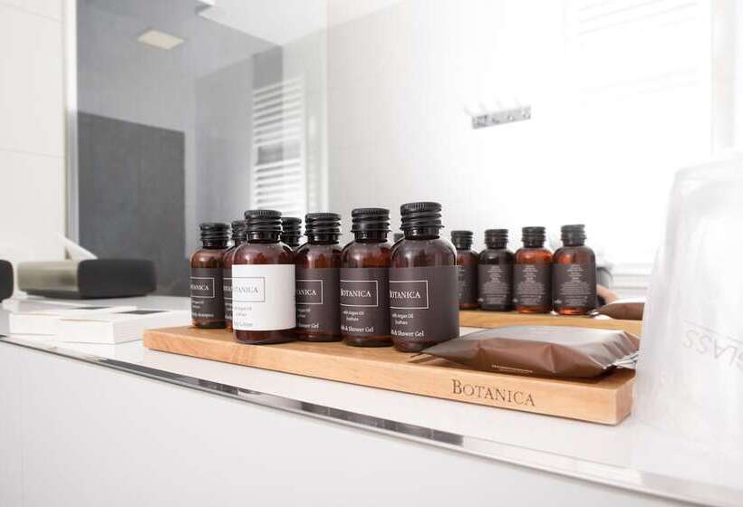 هتل Restart Superior