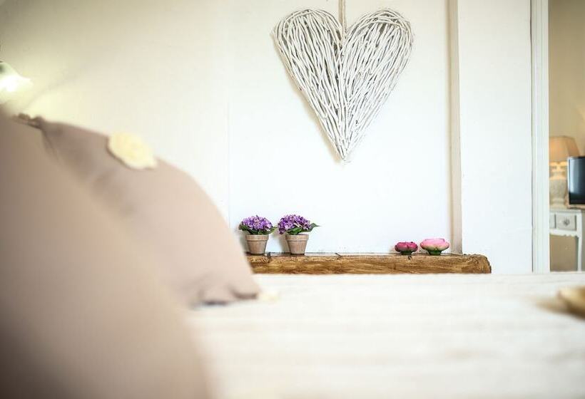 فندق Ristorante S'astore