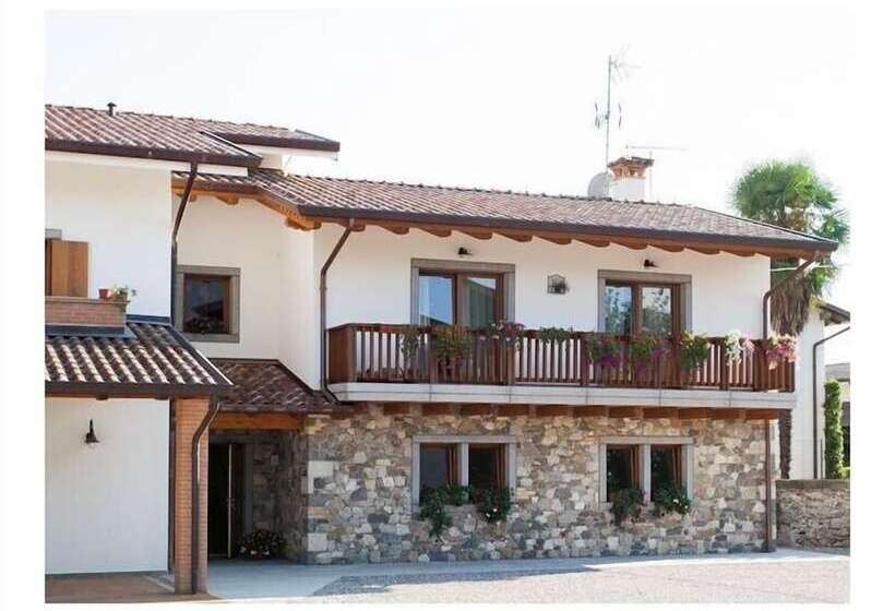 בית מלון כפרי Agriturismo Bressani