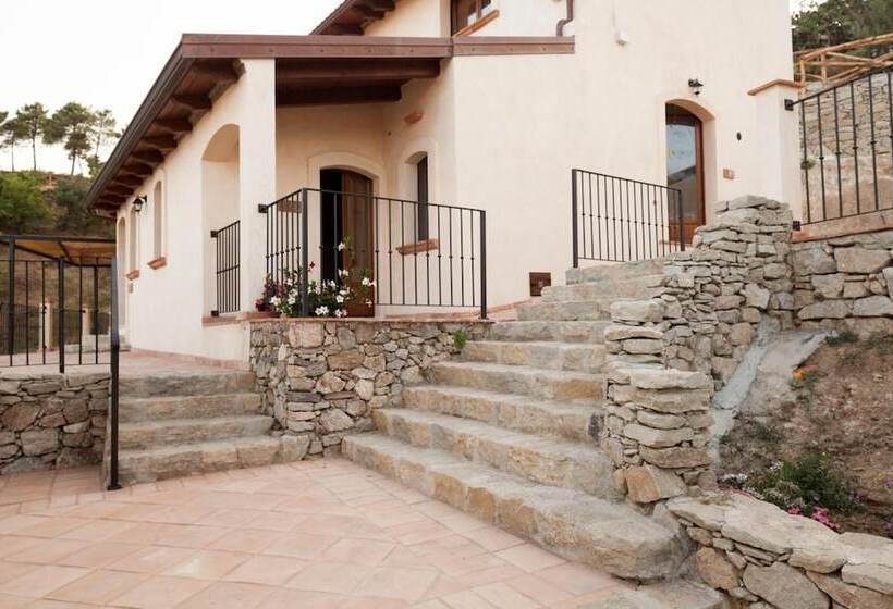 乡村酒店  Agunì Agriturismo & Locanda