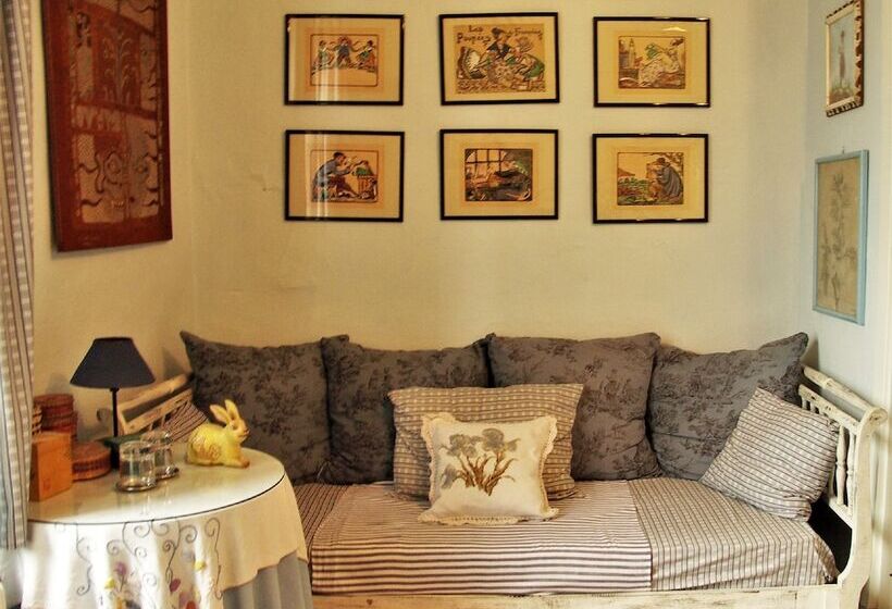 فندق ريفى La Traversina