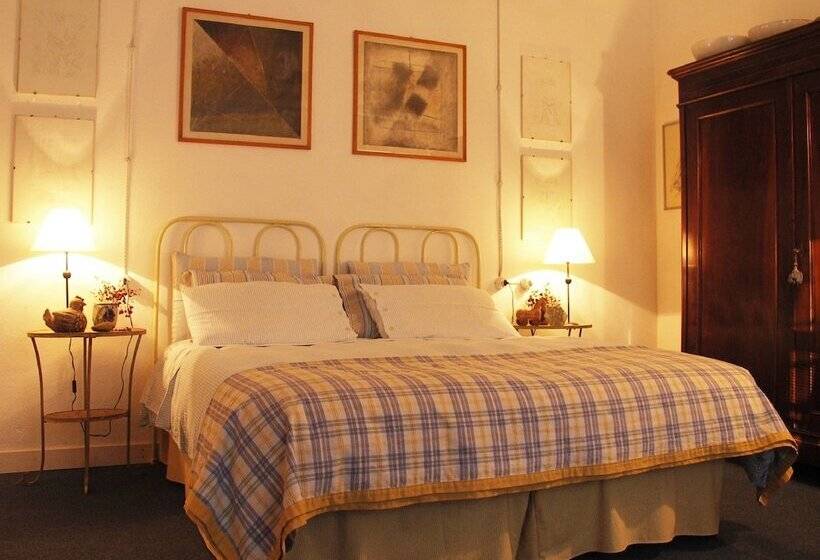 فندق ريفى La Traversina