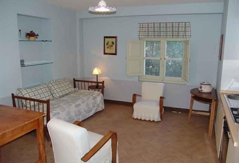 בית מלון כפרי Villa Pardi