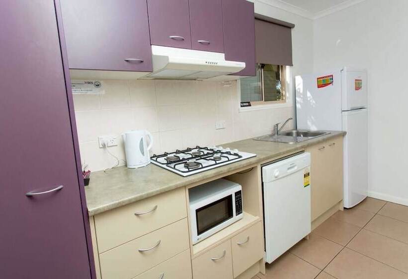 בית מלון כפרי Solitary Islands Resort