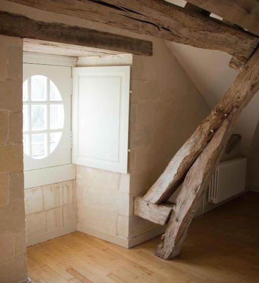 בית מלון כפרי Surprenantes   Château Du Pé