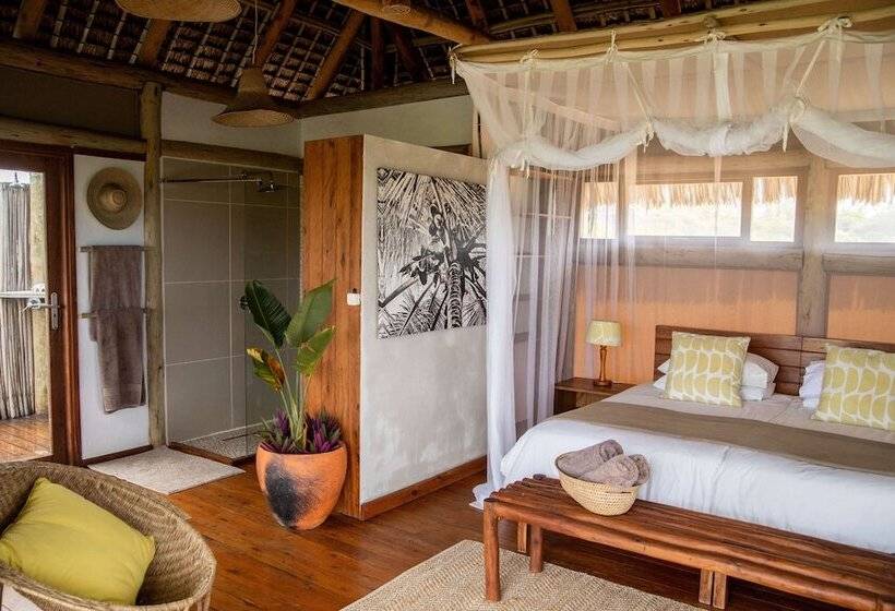 Отель Travessia Beach Lodge