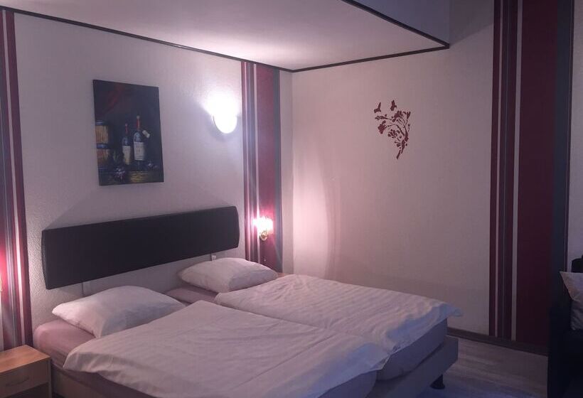 酒店 Zur Dorfschänke