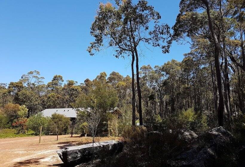 Jarrah Grove Forest Retreat   Adults Only