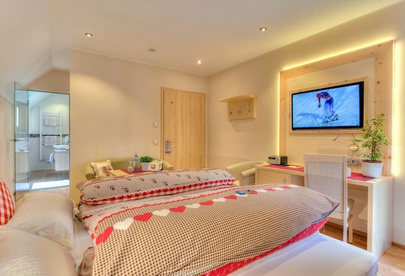 Landhotel Zum Goldenen Kreuz