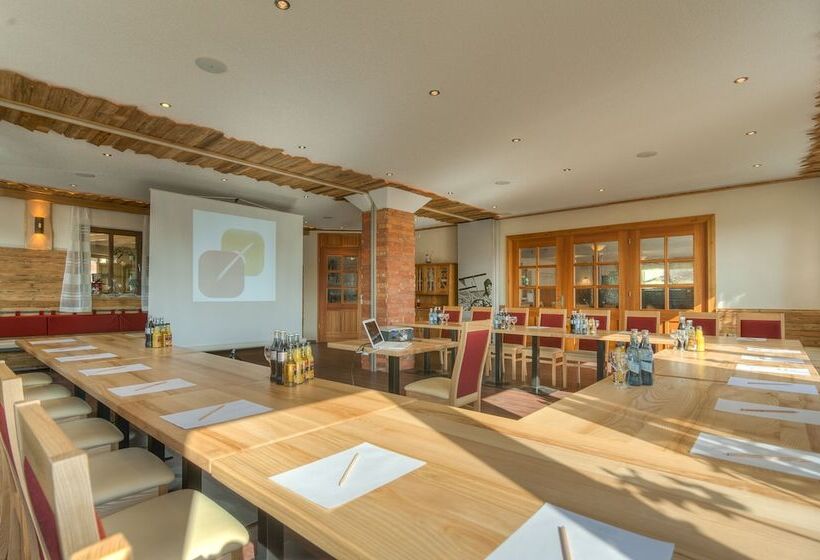 Landhotel Zum Goldenen Kreuz