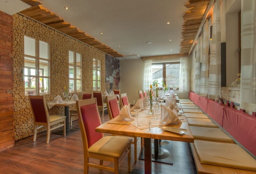 Landhotel Zum Goldenen Kreuz