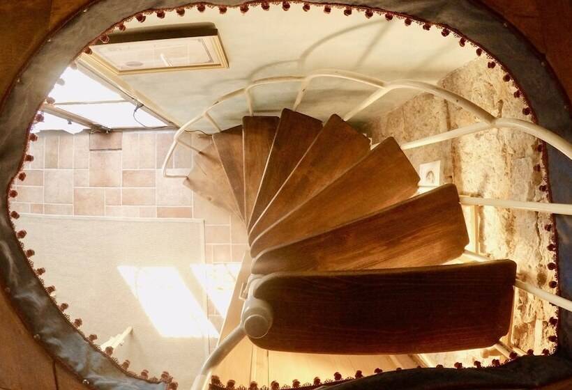 펜션 4lander House Balins