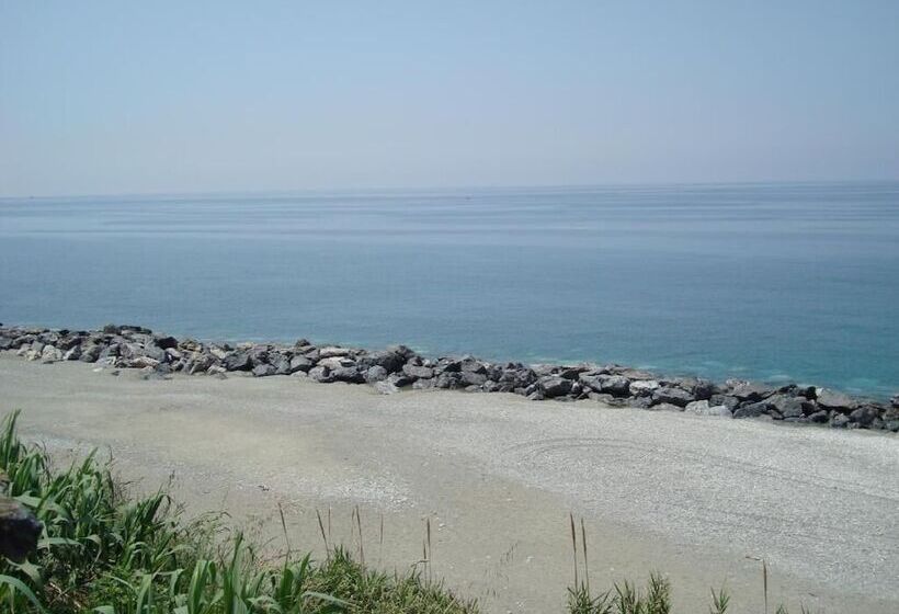 פנסיון A Due Passi Dal Mare