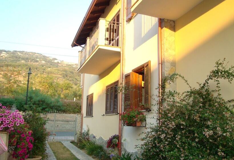 פנסיון A Due Passi Dal Mare