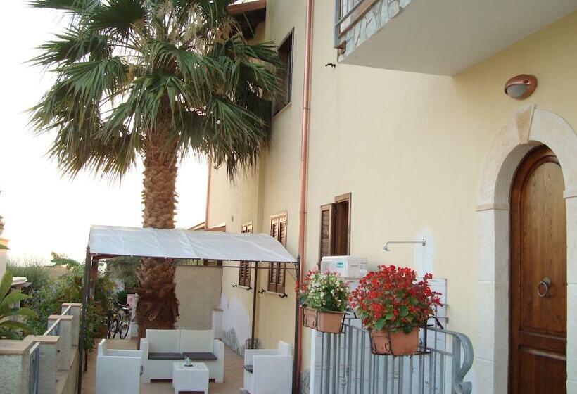 פנסיון A Due Passi Dal Mare