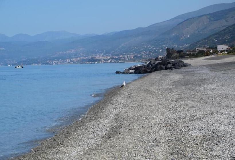 פנסיון A Due Passi Dal Mare