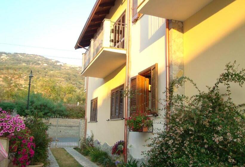 פנסיון A Due Passi Dal Mare