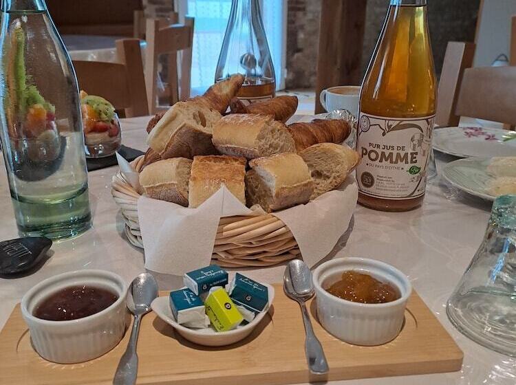 Пансион Chambres D'hôtes Le Clos Poli