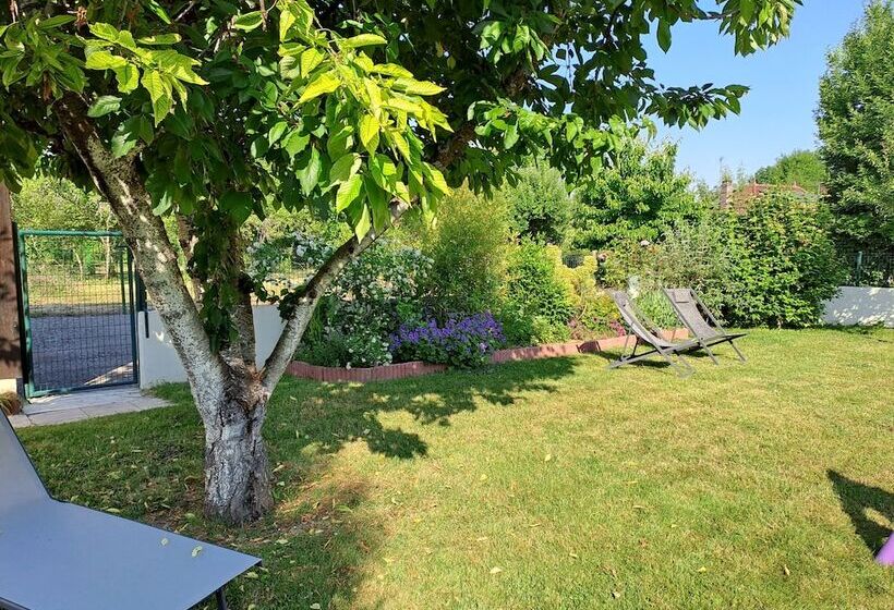 Пансион Chambres D'hôtes Le Clos Poli