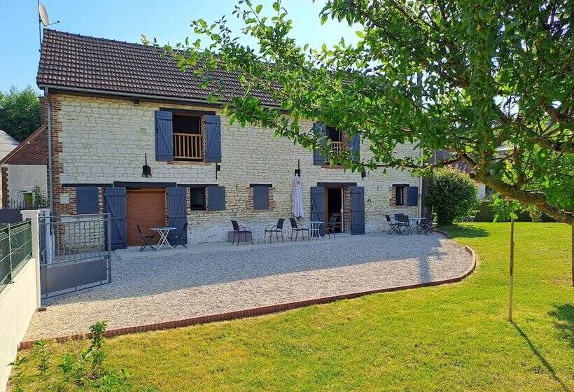 Пансион Chambres D'hôtes Le Clos Poli