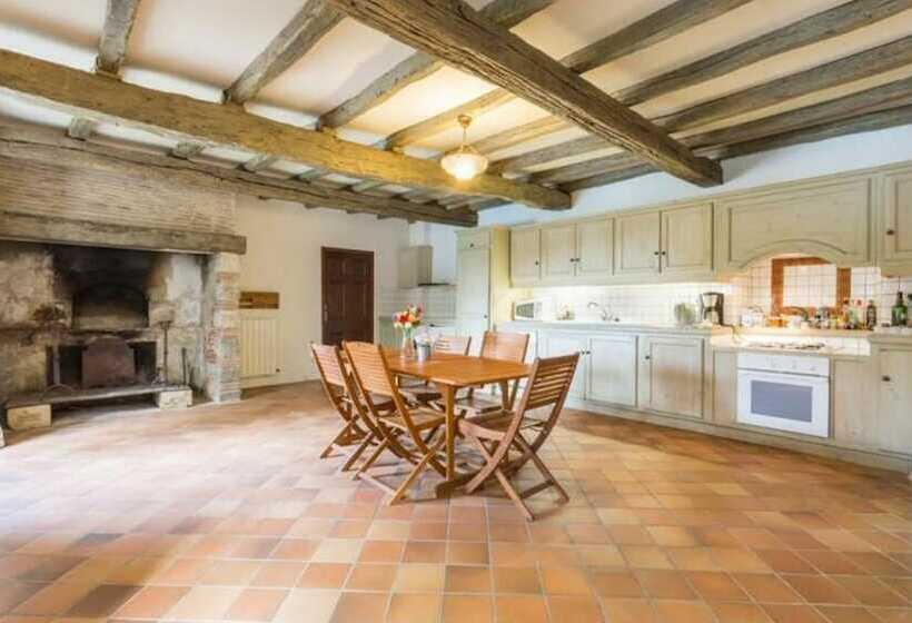 بنسيون Chateau De Mazelieres