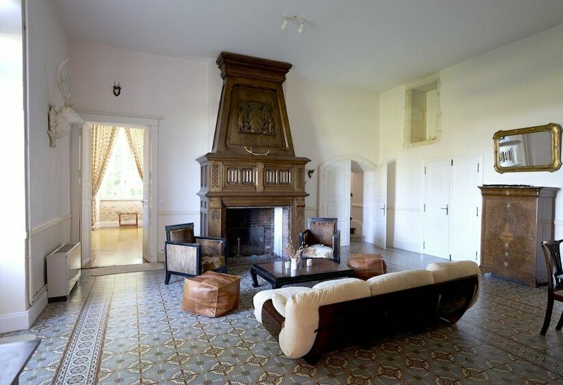 بنسيون Chateau De Mazelieres