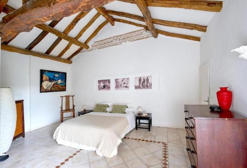 بنسيون Chateau De Mazelieres