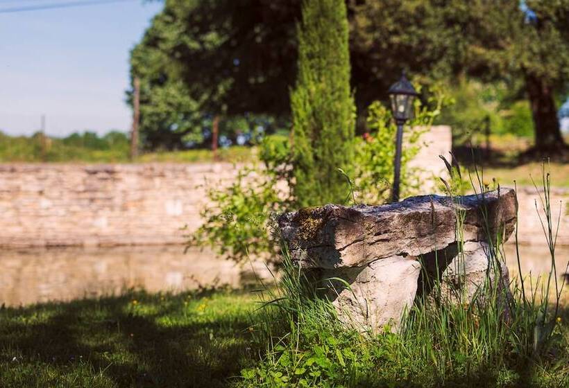 بنسيون Domaine Des Ormeaux