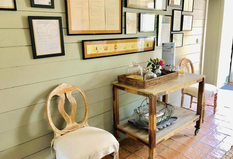 Пансион Du Côté De L Ombrière