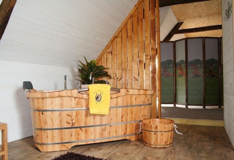 بنسيون Ecuries De Kerbalan Gîtes à La Ferme