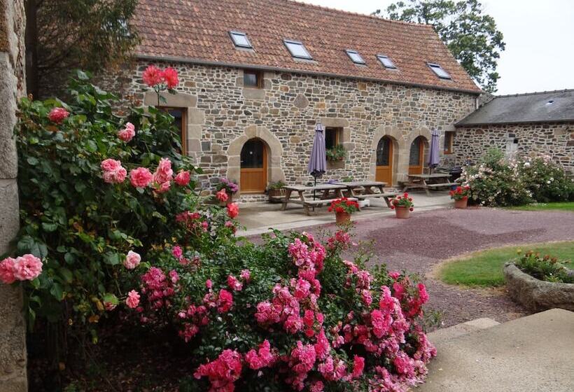 بنسيون Ecuries De Kerbalan Gîtes à La Ferme