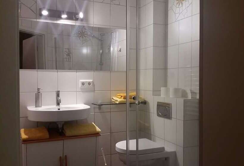 ペンション Haus Tonart