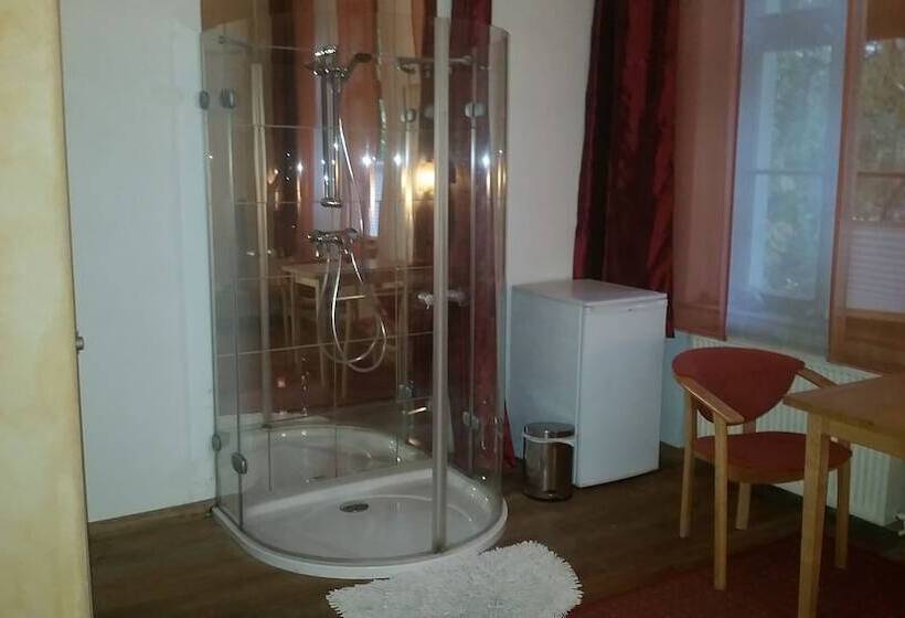 פנסיון Haus Tonart