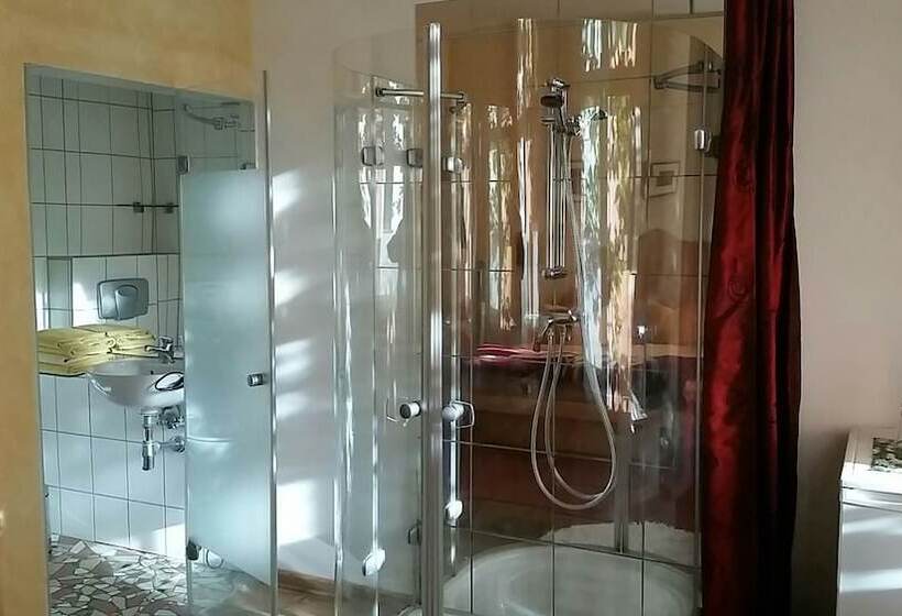 פנסיון Haus Tonart