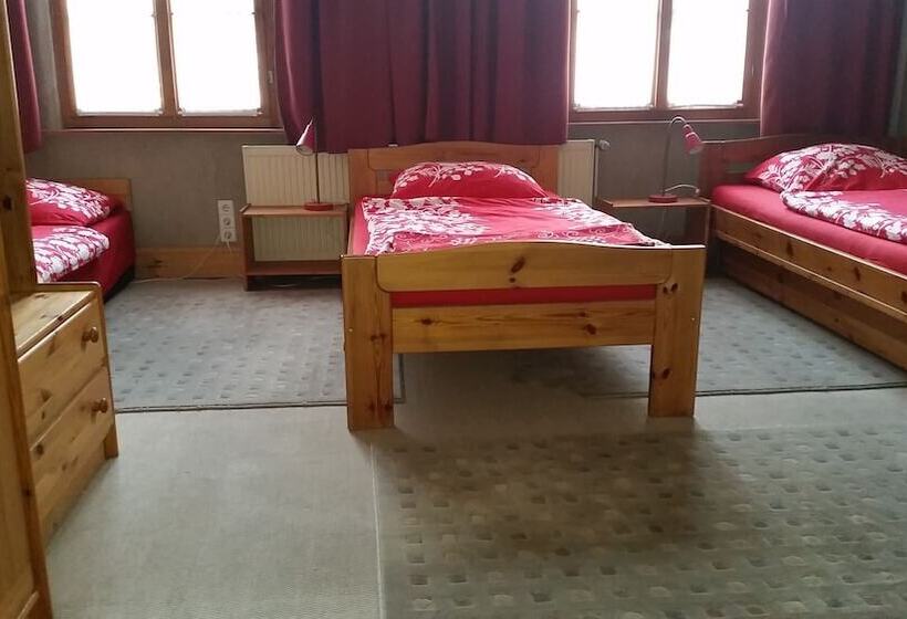 ペンション Haus Tonart